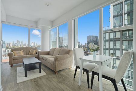 For Lease - 158 Front Street Unit# 2107, Toronto, Ontario - Photo 2