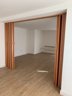 2 Bed Flat, Highfield Close, SE13 - Photo 1