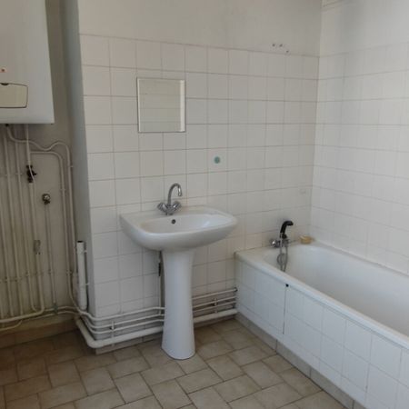 Location Appartement 2 pièces 62m² - Photo 4