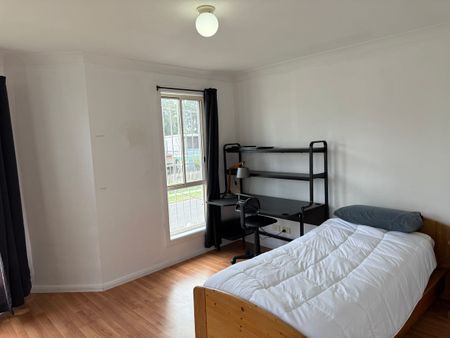 4 Bedroom house - Photo 5