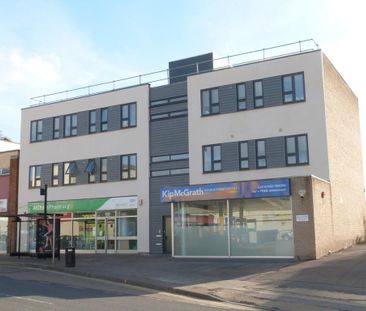 1 bedroom in a flat share to rent - Photo 4