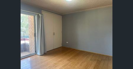 Spacious and Affordable 2-Bedroom Unit – Prime Location - Photo 3