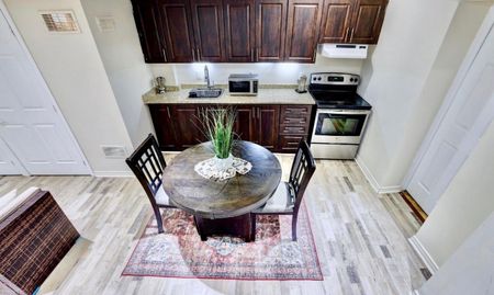 For Lease - 1106 Haig Boulevard, Mississauga, Ontario - Photo 4