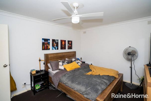 3 BEDROOM UNIT - Photo 1