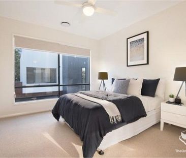 Spacious 4-Bedroom Townhome with Quality Finishes - Photo 2