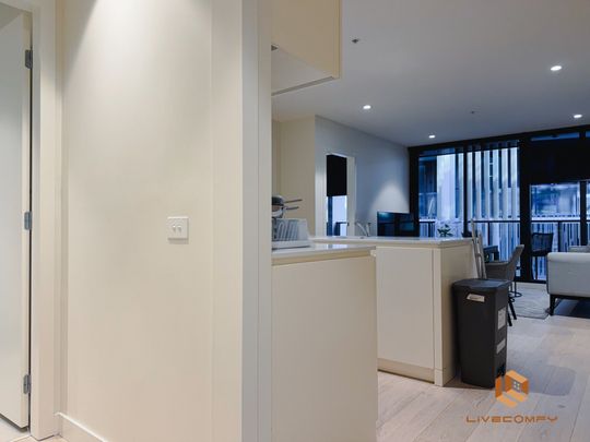 West Melbourne - Photo 1