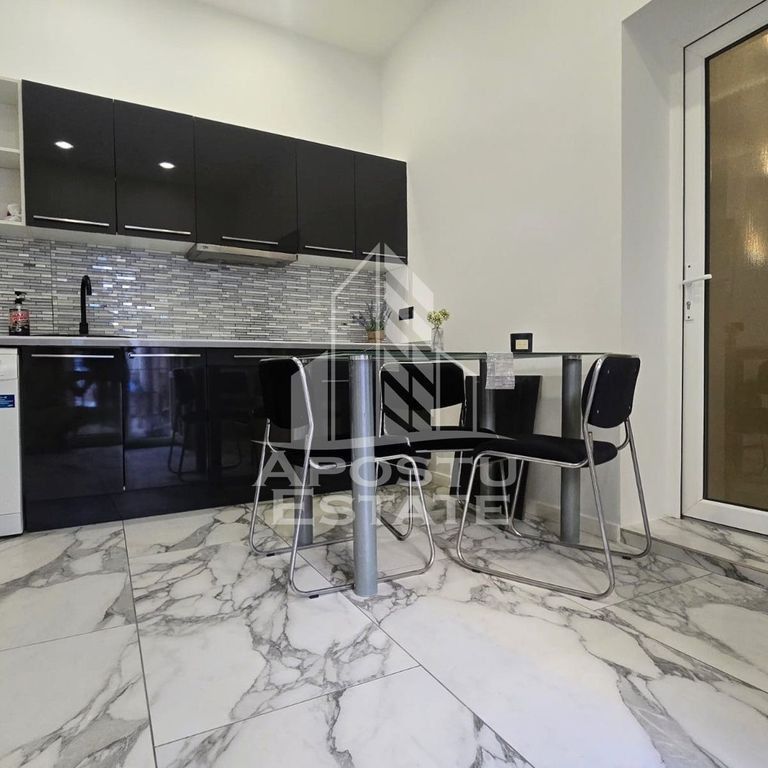 Apartament cu 2 camere Ultracentral - Fotografie 1