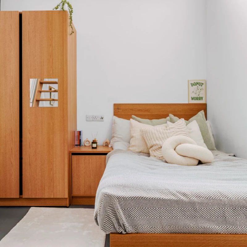 Classic 5 Bed Apartment - Photo 1