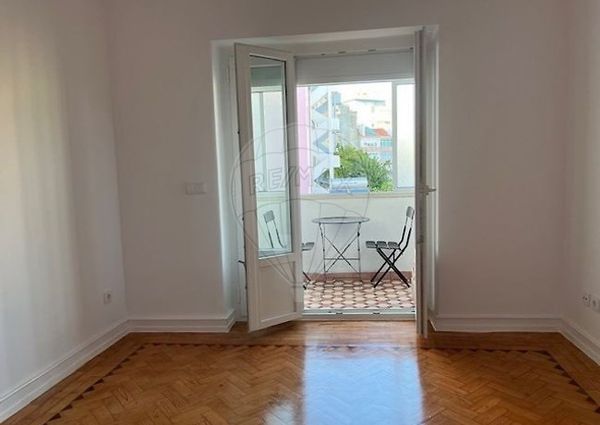 Apartamento T2 em Lisboa