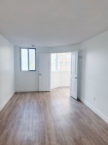 For Lease - 675 RICHMOND Street Unit# 307, London East, Ontario - Photo 4