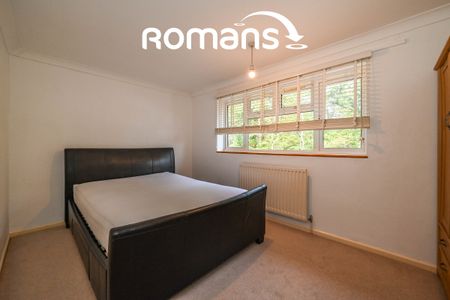 3 bedroom terraced to rent - Photo 3