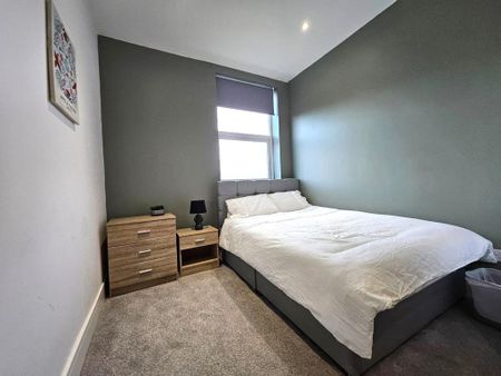 5 bedroom terraced house to rent - Photo 3