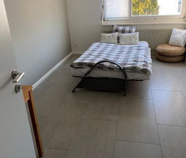modernes 5-Zimmer-Reihenhaus am Waldrand in Zürich-Höngg - ruhig un... - Photo 6