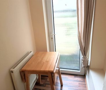 Room in a Shared House, Chichele Road, NW2 - Photo 3