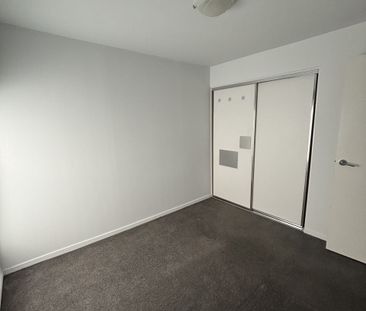 2-Bedroom Apartment in Boutique LUXE Complex - Photo 5