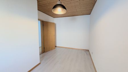 Schuch Immobilien – Kleines Hinterhaus im Ortskern Hechtsheim - Photo 5