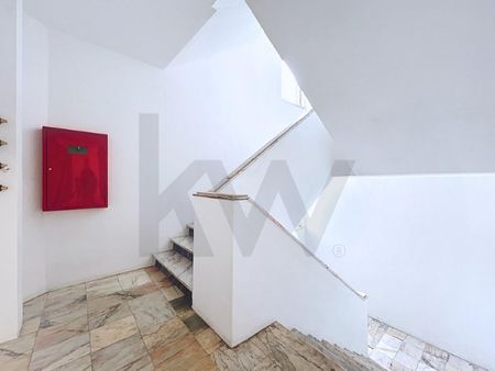 Apartamento T3 em Lisboa - Photo 2