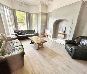 7 bedroom semi-detached house to rent - Photo 1