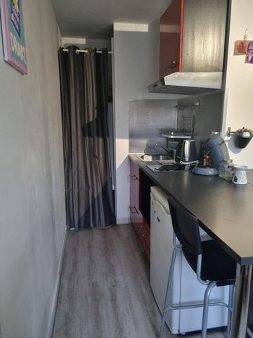 Location Appartement 1 pièce Meublé 22m² BREST 29200 - Photo 4