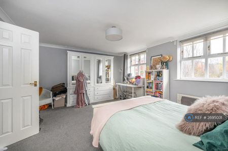 5 bedroom terraced house to rent - Photo 3