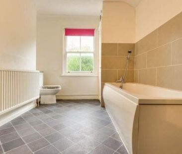 2 Bedroom - Photo 6