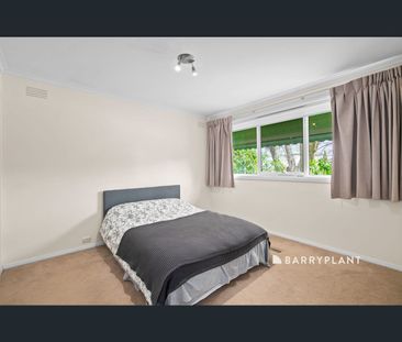 52 Sweet Gum Avenue, Narre Warren, Vic 3805 - Photo 5