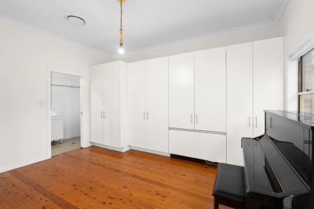 4 Arthur Street, - Photo 2