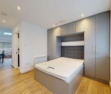 Studio to rent - Photo 5