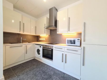 2 bedroom flat to rent - Photo 5