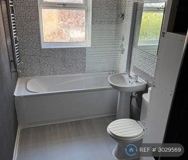 2 bedroom terraced house to rent - Photo 6