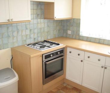 3 bedroom terraced house to rent - Photo 6