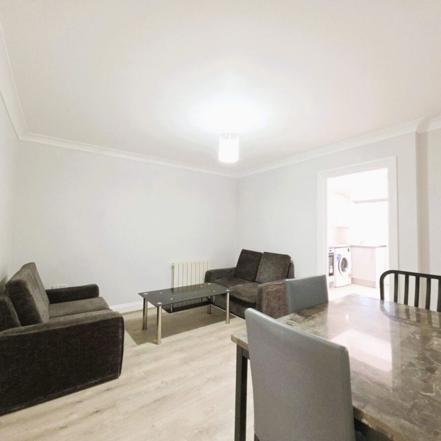 Court Way, W3, Acton - Photo 1