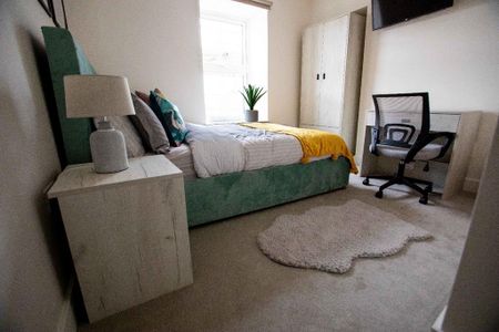 9 bedroom house to rent - Photo 2