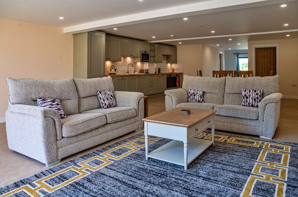 Bobble Court - Photo 1