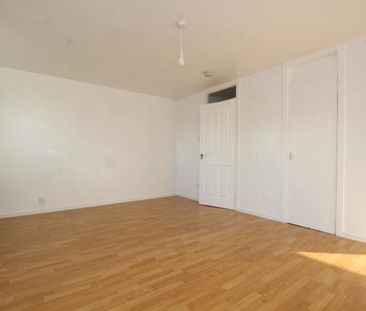2 bedroom duplex to rent - Photo 5