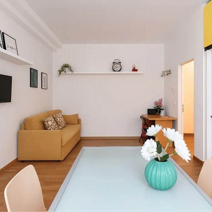 Via Giovanni Battista Pergolesi, Milan, Lombardy 20124 - Photo 1