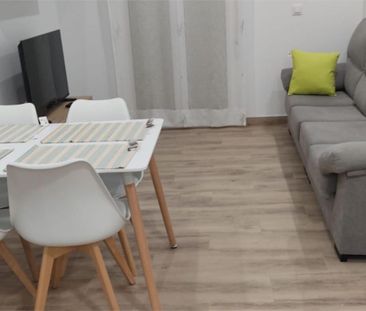 Piso de alquiler en Carrer Quinto Albio Horacio, 1, Centro - Photo 6