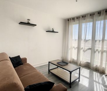 Location Appartement 1 pièce 28m² TROYES 10000 - Photo 2