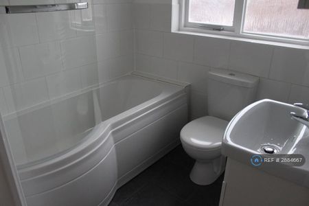 1 bedroom end of terrace house to rent - Photo 4