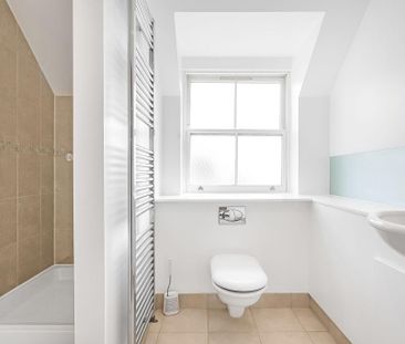 4 bedroom detached house to rent - Photo 5