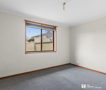 NEAT THREE BEDROOM FAMILY HOME - Photo 6