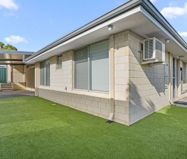 7B Aberle Street, Hamilton Hill WA 6163 - Photo 3