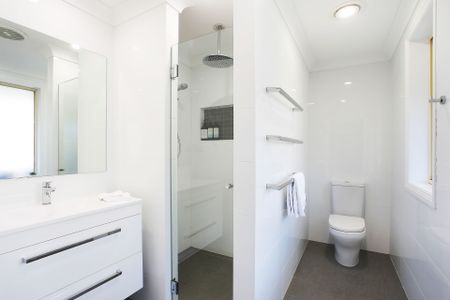 Luxury Living in Sought-After Kiama Heights - Photo 2