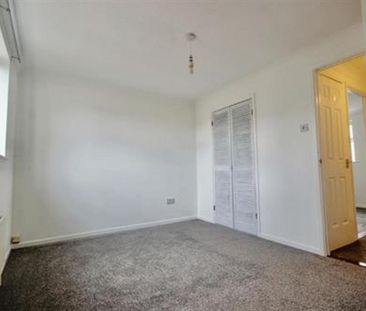 2 bedroom semi-detached house to rent - Photo 6