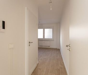 Erstbezug nach Modernisierung mit Aufzug - Photo 1