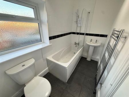 Norfolk Grove - Photo 2