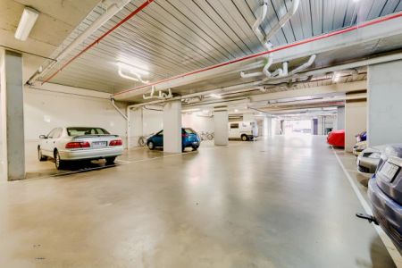 Large Studio - Photo 5