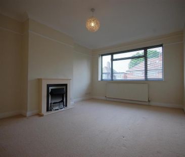 2 bedroom maisonette to rent - Photo 4
