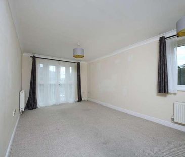 Gilbert White Close, UB6 - Photo 3