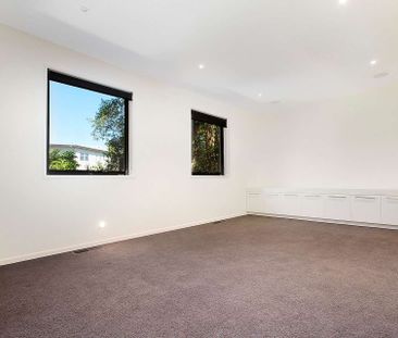 11 Bellaire Court, Beaumaris. - Photo 6